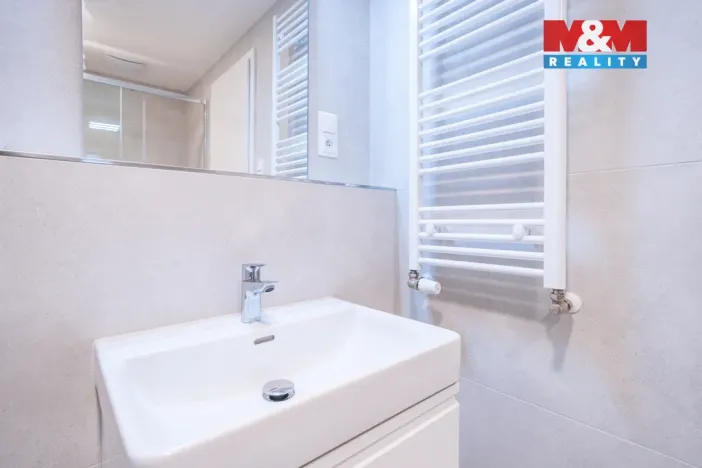 Pronájem bytu 1+kk, Praha, 34 m2