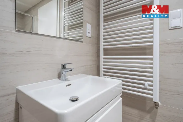 Pronájem bytu 1+kk, Praha, 35 m2