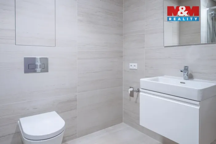 Pronájem bytu 1+kk, Praha, 35 m2