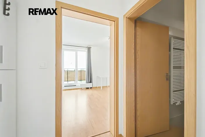 Pronájem bytu 1+kk, Hostivice, Ječná, 42 m2