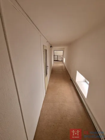 Pronájem obchodního prostoru, Znojmo, Divišovo náměstí, 120 m2