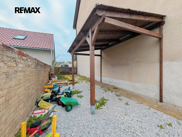 Prodej bytu 3+1, Všeradice, 74 m2