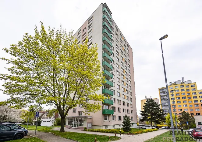 Prodej bytu 3+1, Praha, Hvozdíková, 74 m2