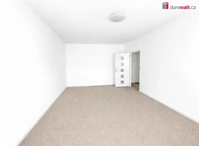 Pronájem bytu 2+1, Ústí nad Labem - Severní Terasa, Oblá, 60 m2