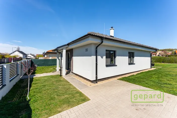 Prodej rodinného domu, Krakovany, 115 m2