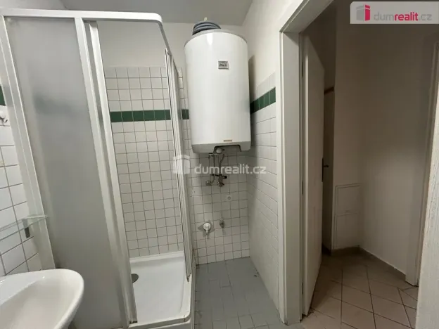 Pronájem bytu 1+kk, Kolín - Kolín I, Karlova, 28 m2