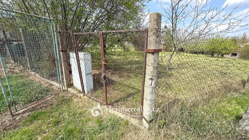 Prodej zahrady, Šatov, 875 m2