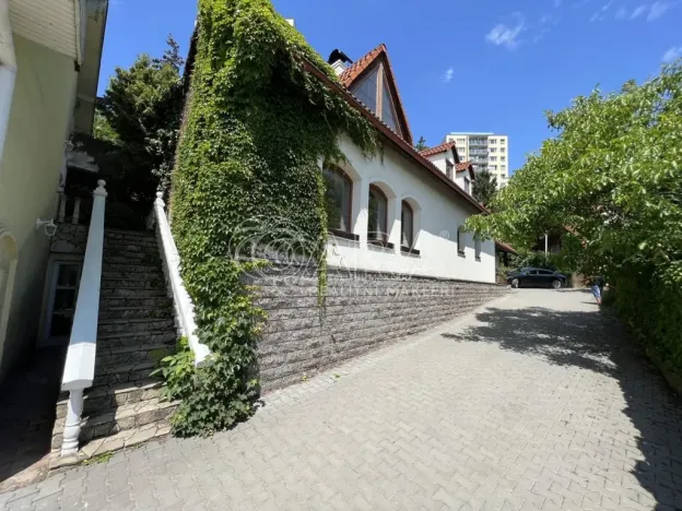 Pronájem rodinného domu, Praha - Záběhlice, Dolní Chaloupky, 245 m2