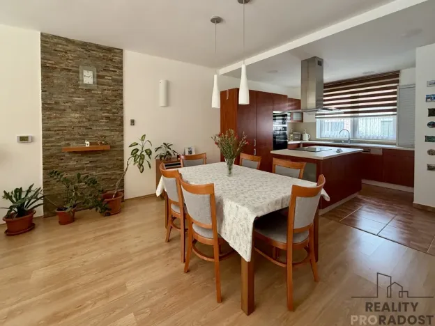 Prodej rodinného domu, Boleradice, 149 m2