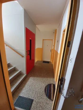 Pronájem bytu 2+1, Habartov, náměstí Přátelství, 56 m2