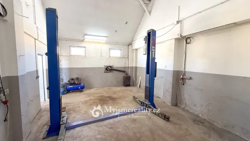 Pronájem výrobních prostor, Šanov, Zahradní, 135 m2