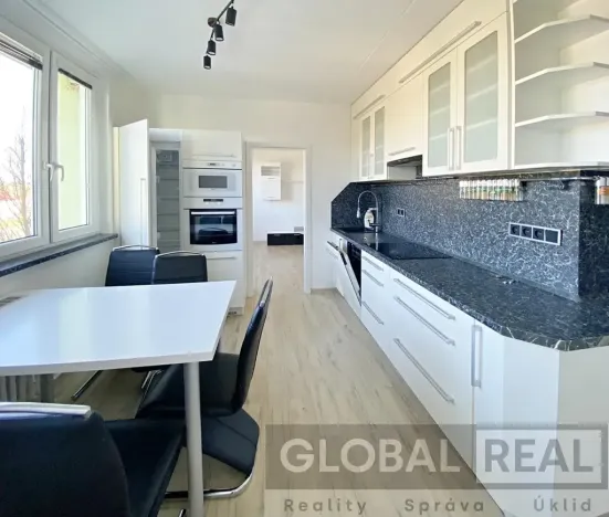 Pronájem bytu 3+1, Telč, Radkovská, 74 m2