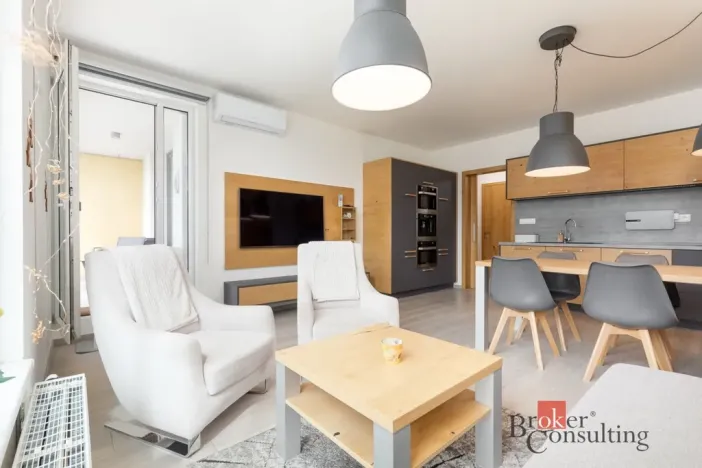 Pronájem bytu 2+kk, Ostrava - Moravská Ostrava, náměstí Biskupa Bruna, 58 m2