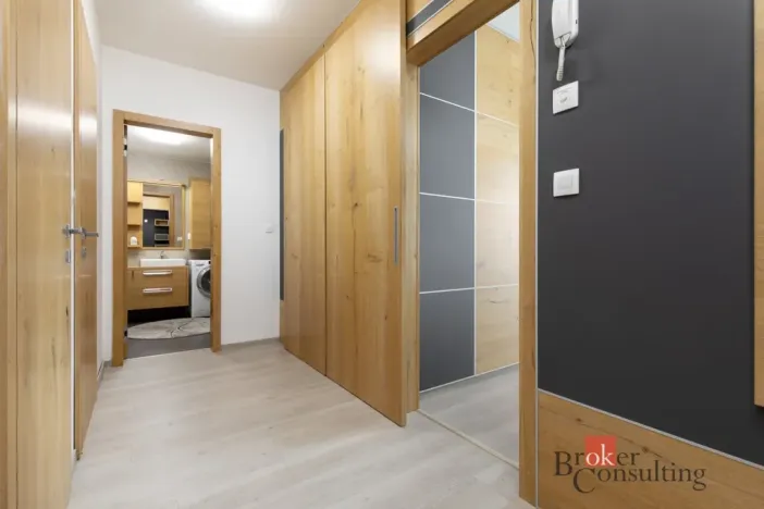 Pronájem bytu 2+kk, Ostrava - Moravská Ostrava, náměstí Biskupa Bruna, 58 m2