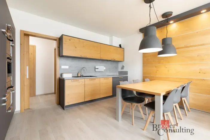 Pronájem bytu 2+kk, Ostrava - Moravská Ostrava, náměstí Biskupa Bruna, 58 m2