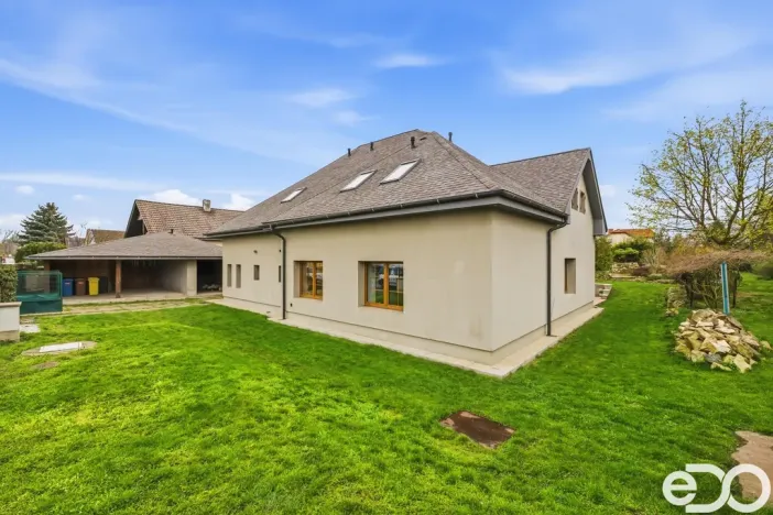 Prodej rodinného domu, Dolní Beřkovice - Vliněves, 400 m2