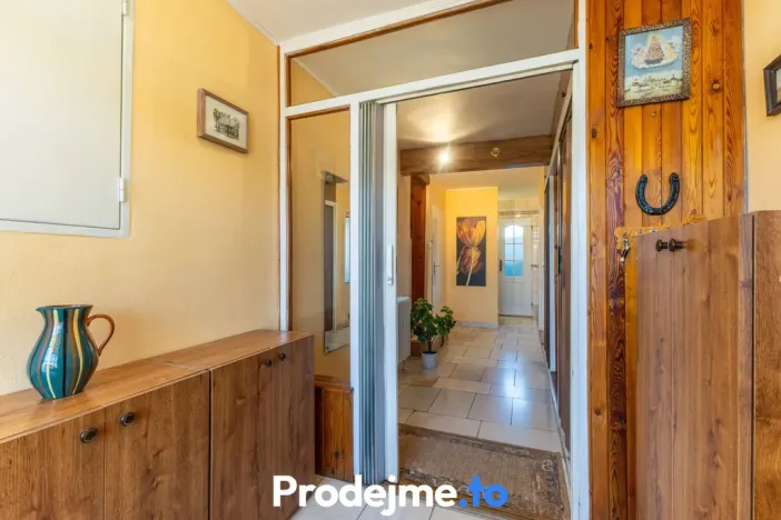 Prodej rodinného domu, Hvozdec, 211 m2