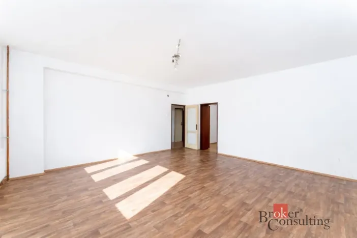 Prodej bytu 2+1, Praha - Libeň, Sokolovská, 72 m2