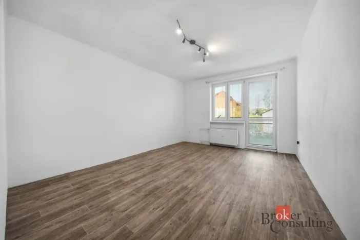 Pronájem bytu 3+kk, Lupenice, 66 m2