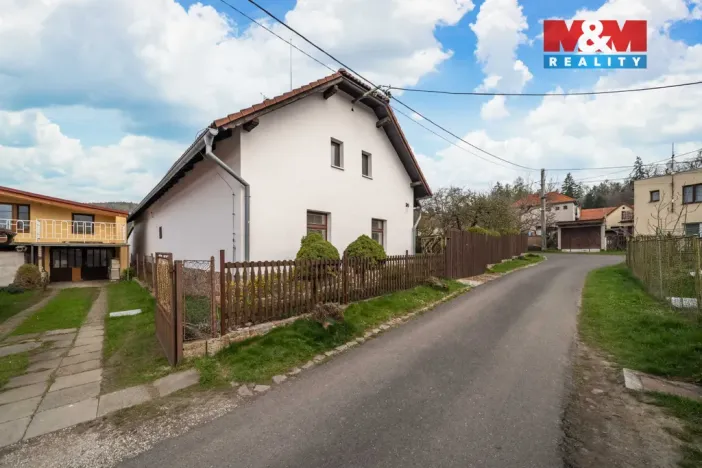 Prodej rodinného domu, Velký Chlumec - Malý Chlumec, 62 m2