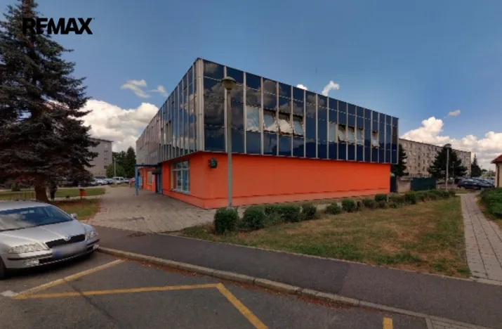 Pronájem obchodního prostoru, Blatná, náměstí J. A. Komenského, 180 m2