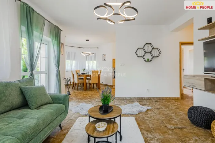 Prodej rodinného domu, Stanovice, 200 m2