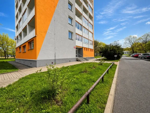 Pronájem bytu 1+kk, Chomutov, Seifertova, 23 m2