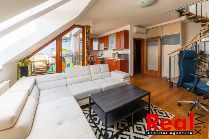 Prodej bytu 3+kk, Praha - Chodov, Starochodovská, 92 m2