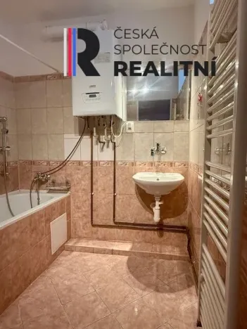 Pronájem bytu 2+1, Podbořany, Komenského, 58 m2