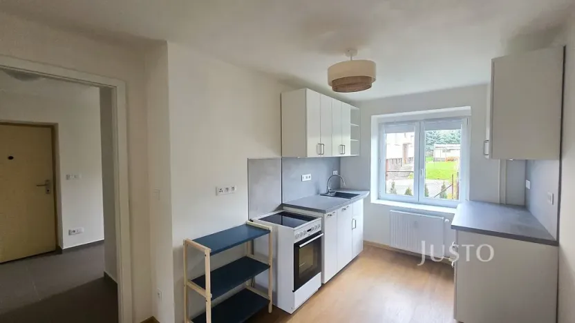 Pronájem bytu 1+1, Písek, Smetanovo nám., 38 m2