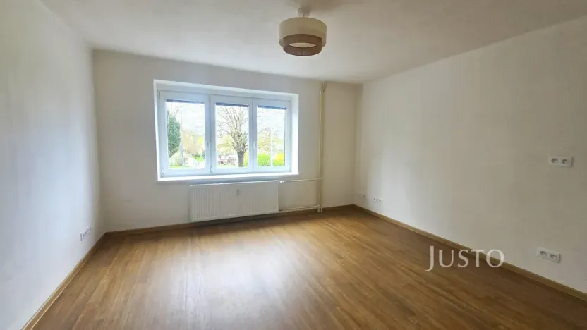 Pronájem bytu 1+1, Písek, Smetanovo nám., 38 m2