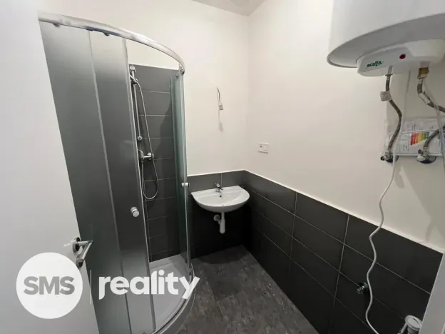 Pronájem bytu 1+kk, Ostrava - Přívoz, Palackého, 25 m2