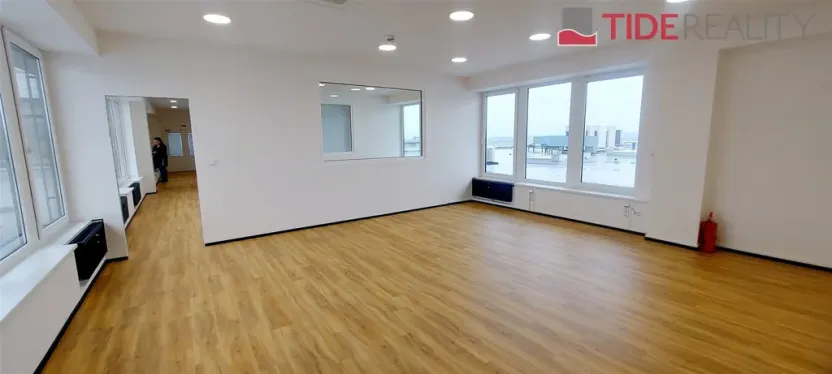 Pronájem kanceláře, Modletice, 147 m2
