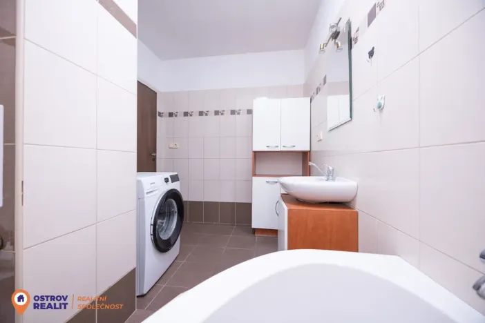 Prodej bytu 3+1, Lukavice, 76 m2