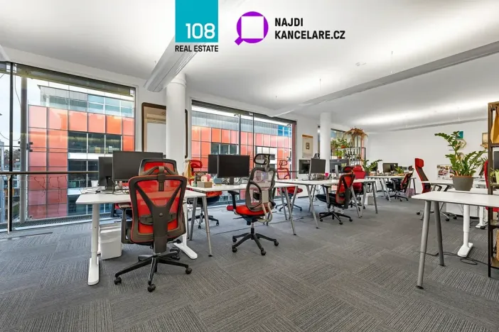 Pronájem kanceláře, Praha - Karlín, Křižíkova, 415 m2