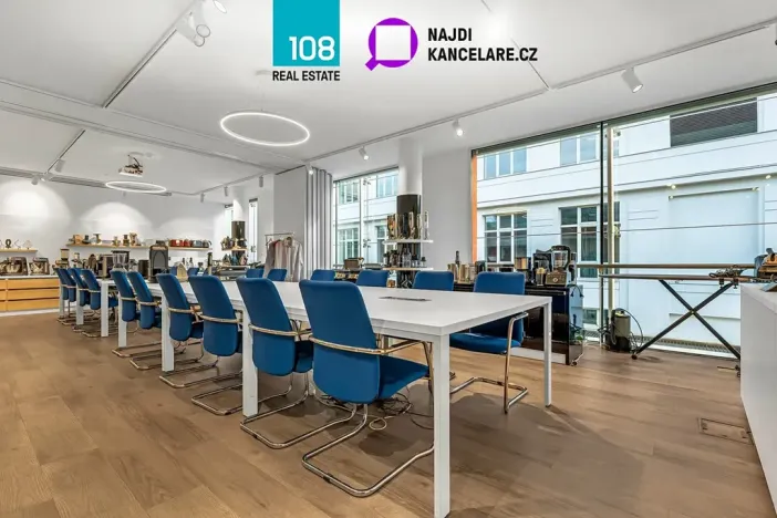 Pronájem kanceláře, Praha - Karlín, Křižíkova, 546 m2