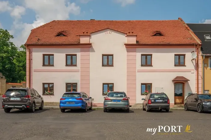 Prodej vícegeneračního domu, Chyše, Žižkovo náměstí, 322 m2