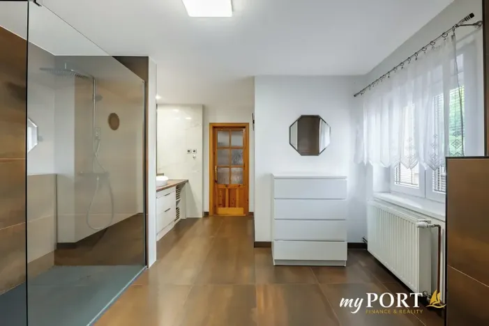 Prodej vícegeneračního domu, Chyše, Žižkovo náměstí, 322 m2