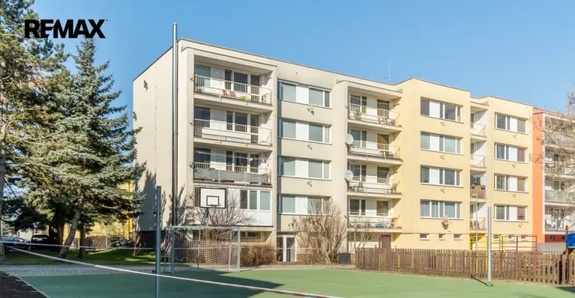 Prodej bytu 3+1, Jesenice, V Lázních, 72 m2