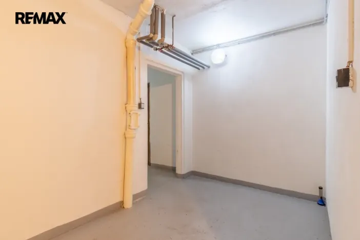 Prodej bytu 3+1, Jesenice, V Lázních, 72 m2