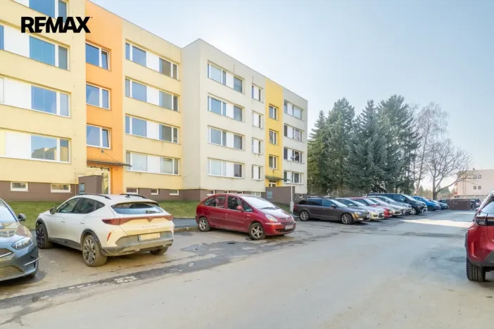 Prodej bytu 3+1, Jesenice, V Lázních, 72 m2