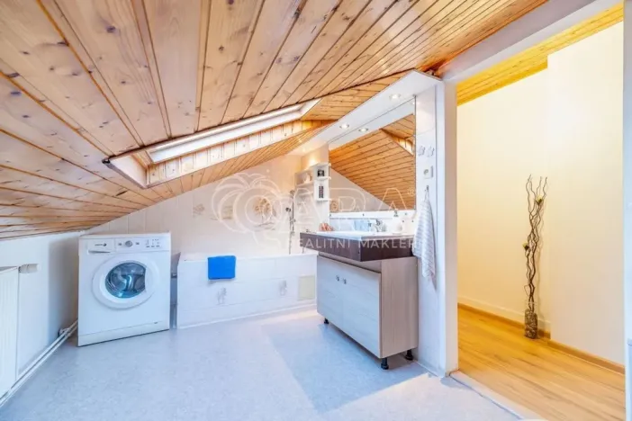 Pronájem bytu 3+kk, Kralupy nad Vltavou - Lobeček, Ke Koupališti, 70 m2