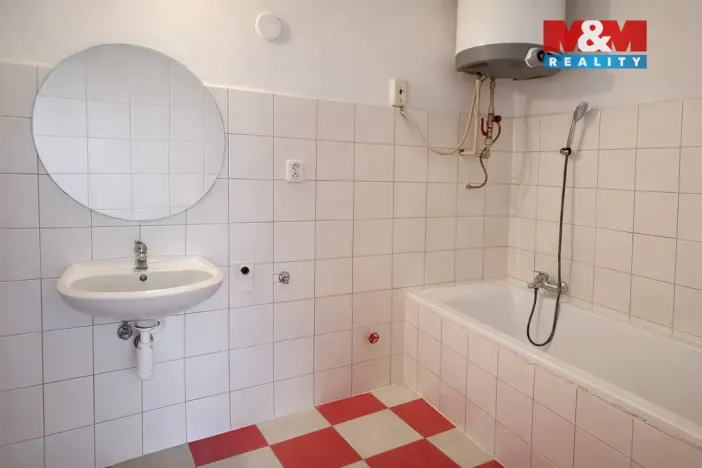 Pronájem bytu 2+1, Horažďovice, Mírové náměstí, 70 m2