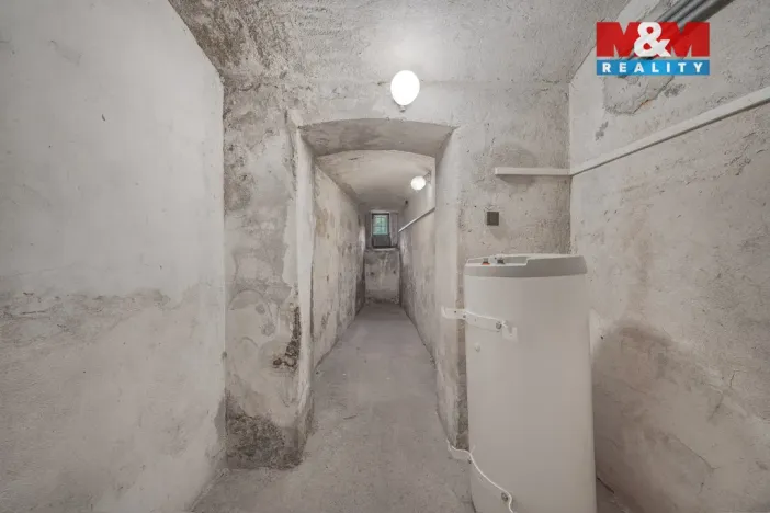 Prodej bytu 3+1, Jaroměř - Pražské Předměstí, Husova, 124 m2