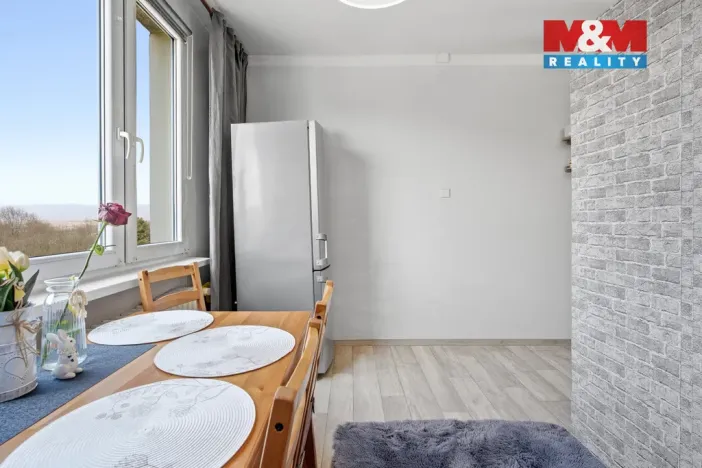 Prodej bytu 2+1, Bílina, Sídliště Za Chlumem, 60 m2