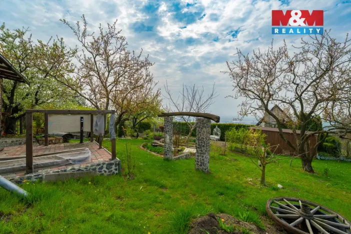 Prodej chaty, Vinařice, 40 m2