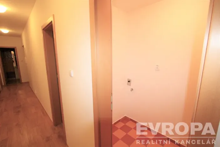 Pronájem bytu 2+kk, Praha - Záběhlice, Za návsí, 73 m2