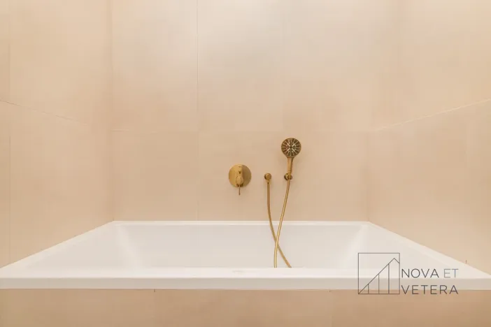 Prodej bytu 4+kk, Praha - Bubeneč, Čs. armády, 100 m2