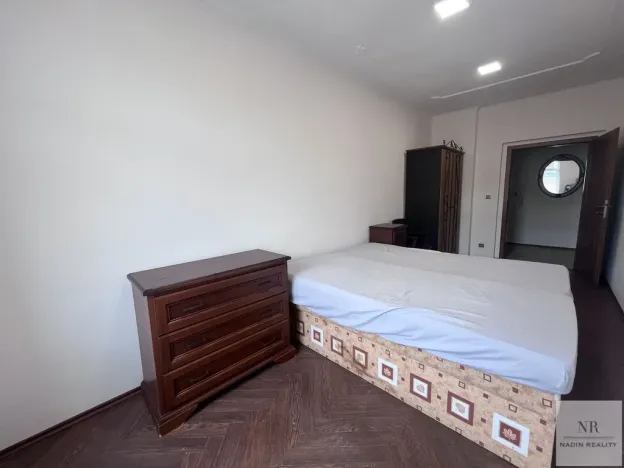 Pronájem bytu 3+kk, Karlovy Vary, Foersterova, 76 m2