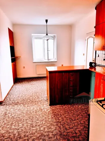 Pronájem bytu 2+1, Opava, Krnovská, 70 m2